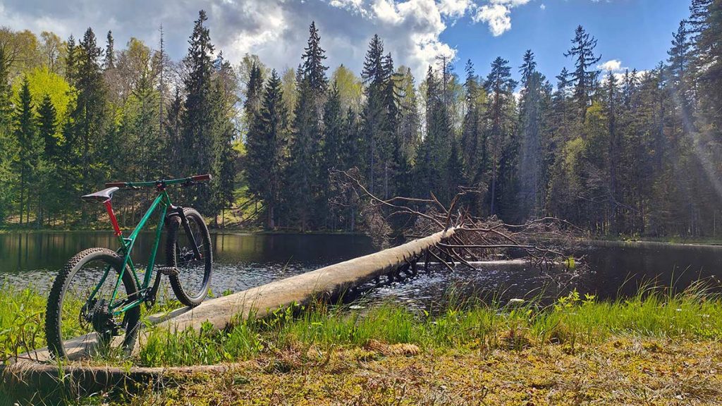 about-chap-bikes-handmade-steel-bicycles-talsi-latvia-lake